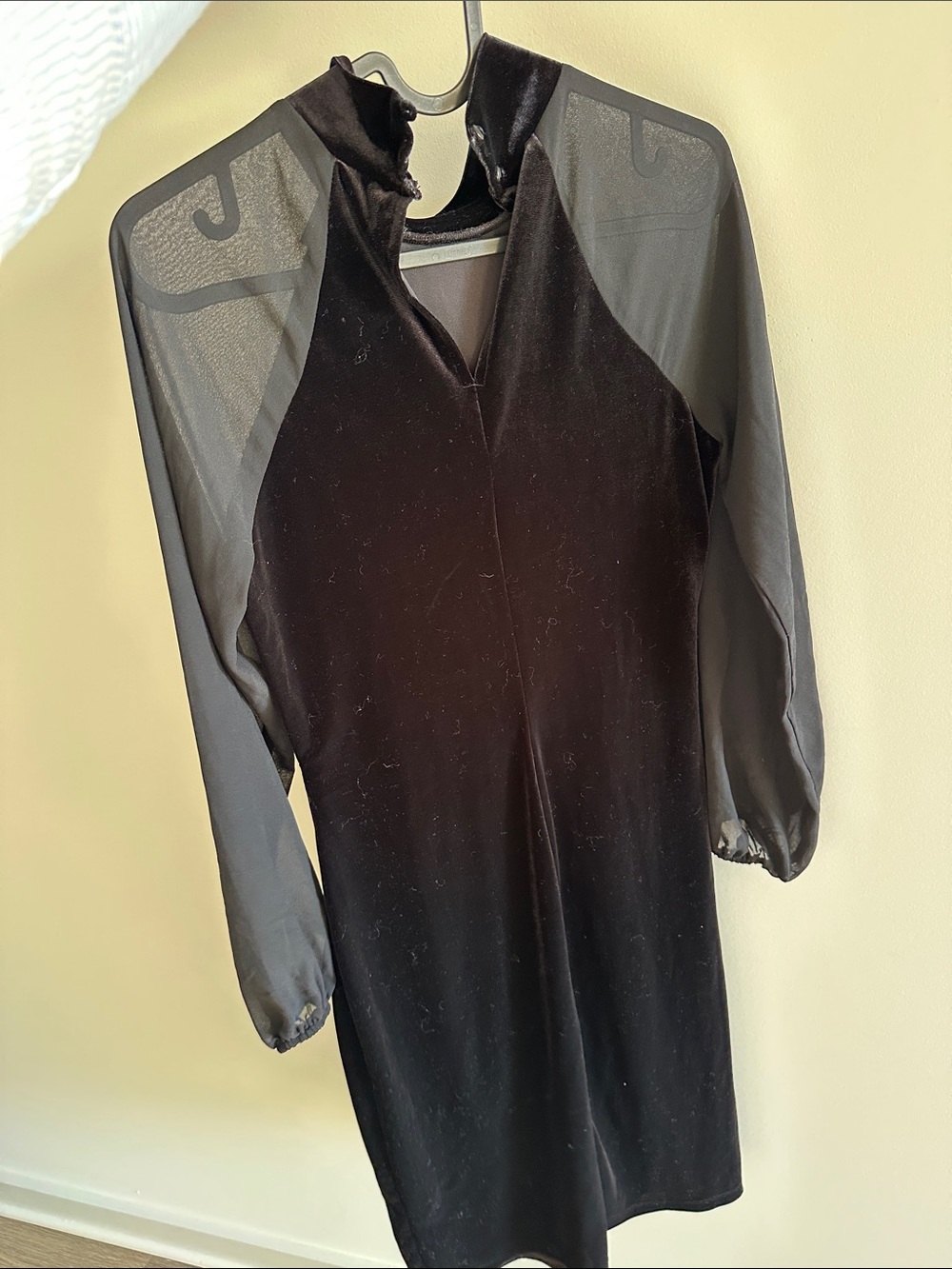 AlexaB Nites Black Long-Mesh-Sleeve Velvet Midi Dress / Sz6/Small - Picture 9 of 12